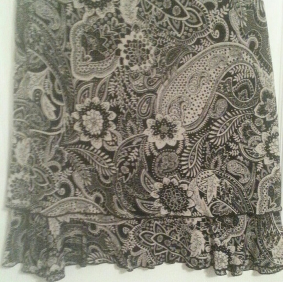 Skirt - Picture 3 of 3